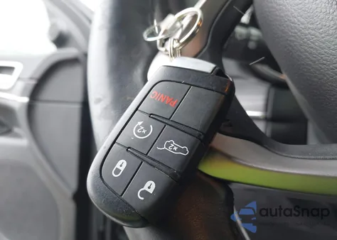 2019 Jeep Grand Cherokee Limited 4X4 from USA, damaged, VIN 1C4RJFBG9KC545715